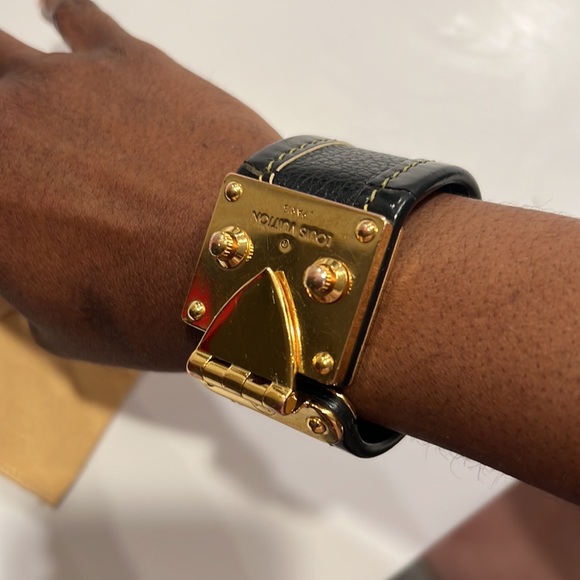 Authentic Louis Vuitton Koala bracelet - Picture 6 of 7